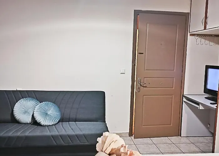 Sweet In Pyrgos Near Olympia アパート